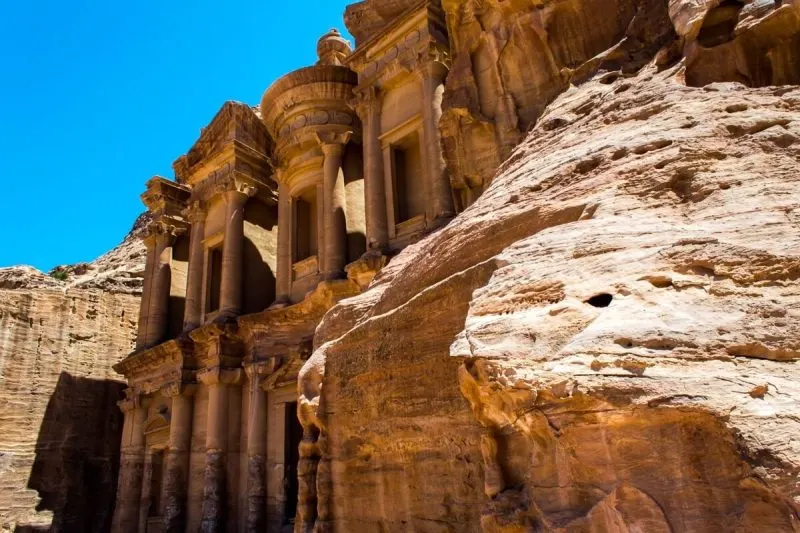 Petra Travel Guide