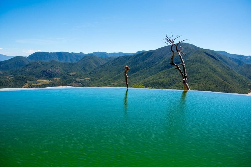 The majestic natural pools of Hierve el Agua